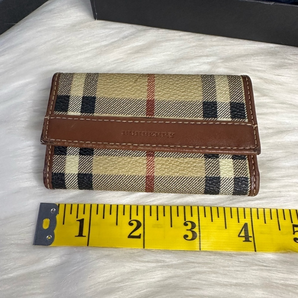 BURBERRY classic key holder - Picture 15 of 16
